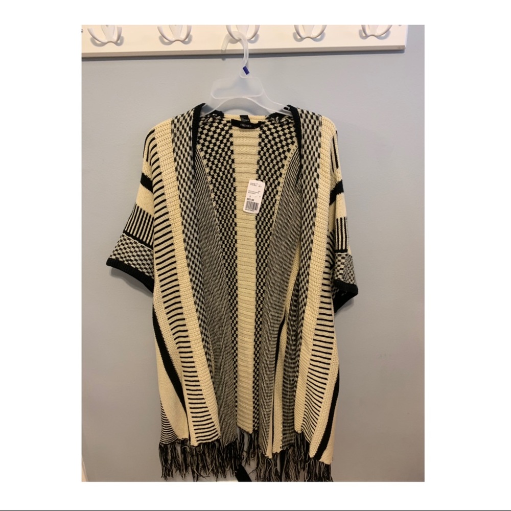 Black/cream cardigan sweater